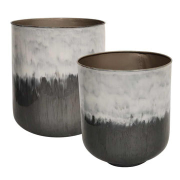Picture of Metal 13" and 17" Planters - Set of 2 - White and