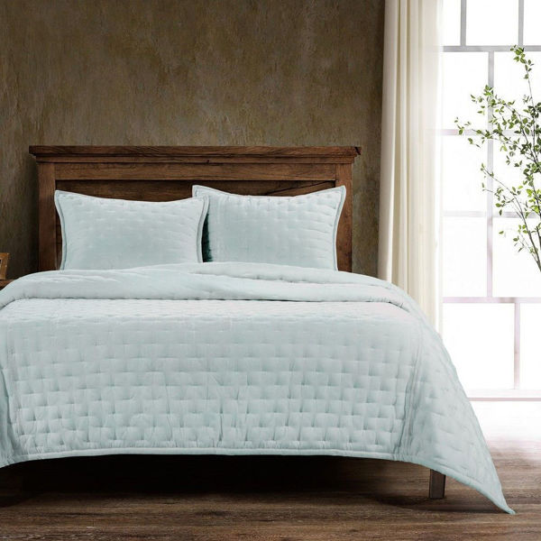 Picture of Stella Faux Silk Velvet Quilt - Icy Blue