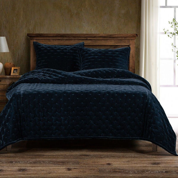 Picture of Stella Faux Silk Velvet Quilt - Midnight Blue