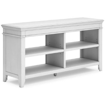 Picture of Kylie Credenza